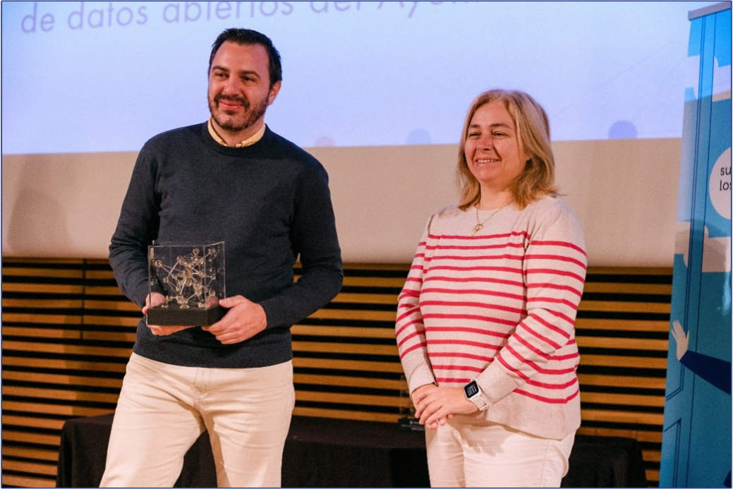 imagen de la entrega del premio