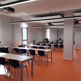 Sala de estudio y lectura Centro Cultural Fuente de San Pedro