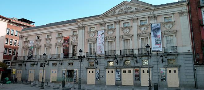 Fachada Teatro Español