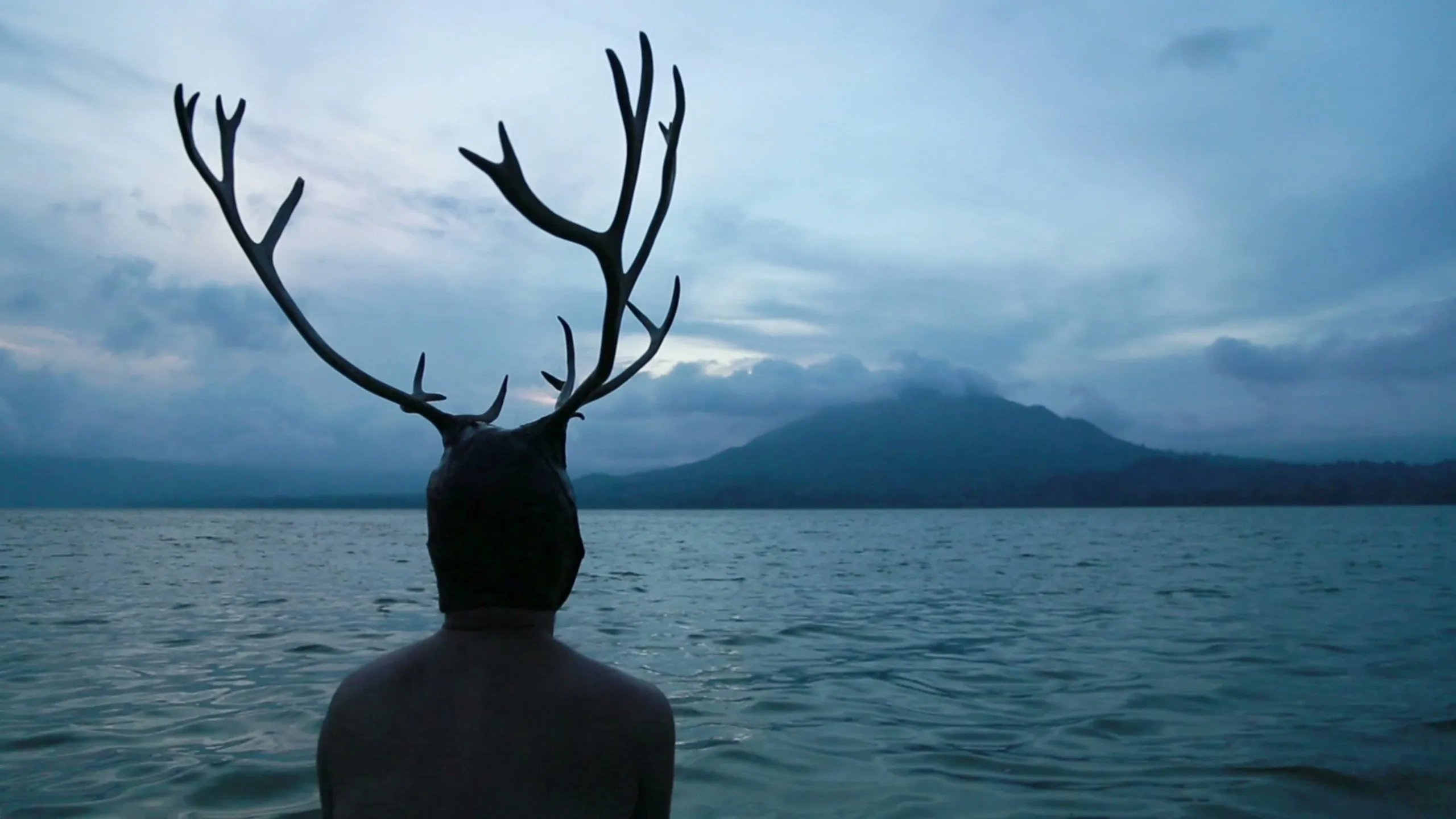 The Ferryman (Le passeur des lieux)