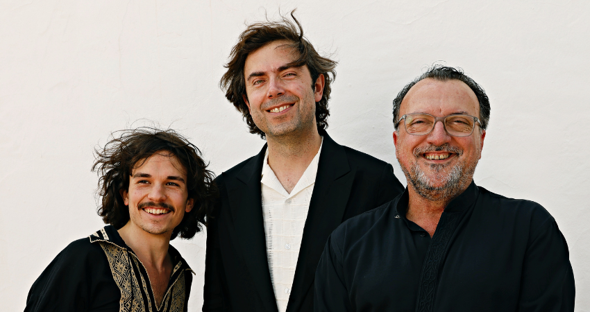 Andrés Coll Cosmic Trio