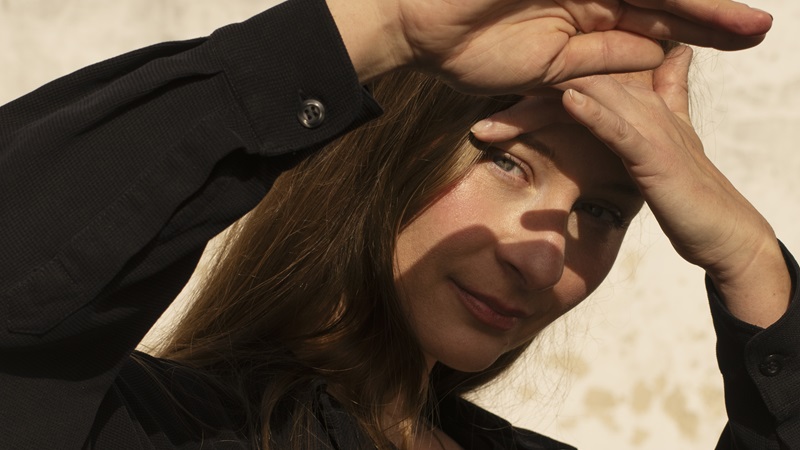 Kara-Lis Coverdale &copy; Norman Wong