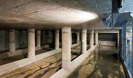Actuación sobre la recogida de vertidos en la Margen Izquierda del Río Manzanares desde la Presa ...