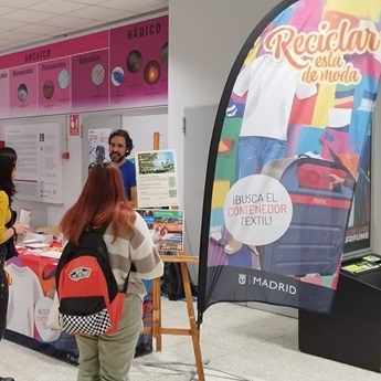Imagen de la actividad Mercadea en la Universidad Complutense de Madrid