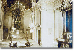 Interior de la ermita hacia 1926. Fotografía. Museo Municipal, Madrid.