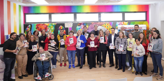 Foto de la presentaci&oacute;n de cuentos de Concha Espina
