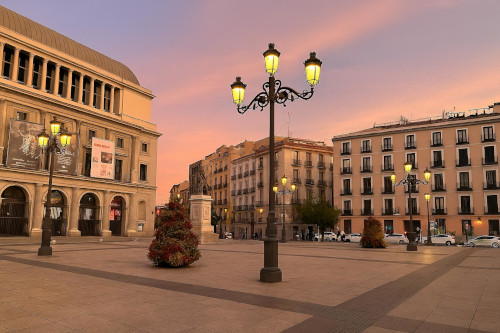 Amanecer en la Plaza de &Oacute;pera de Madrid