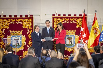 El presidente encargado de Venezuela, Juan Guaidó recibe la Llave de Oro 25 ene