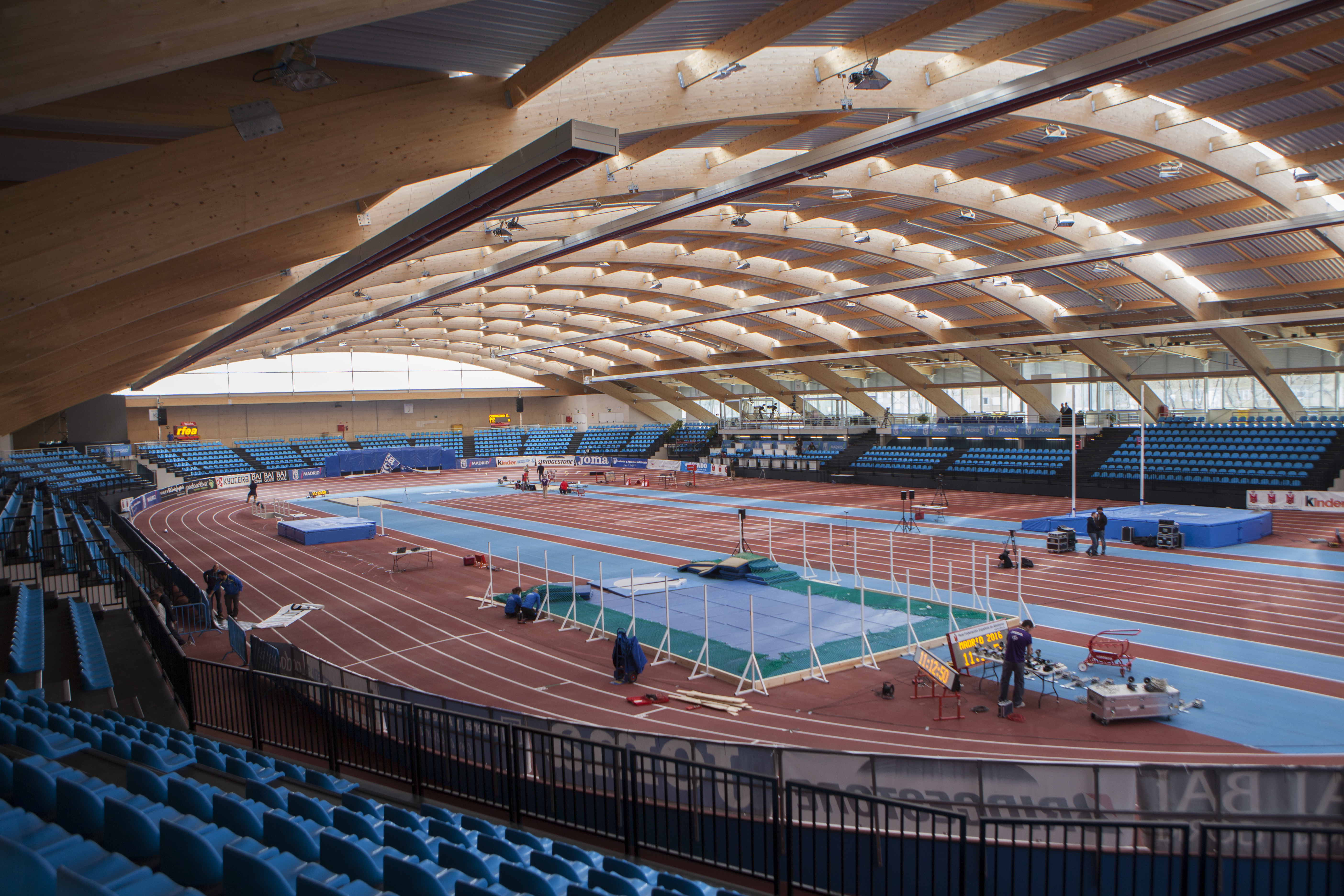 Pista cubierta de atletismo Gallur