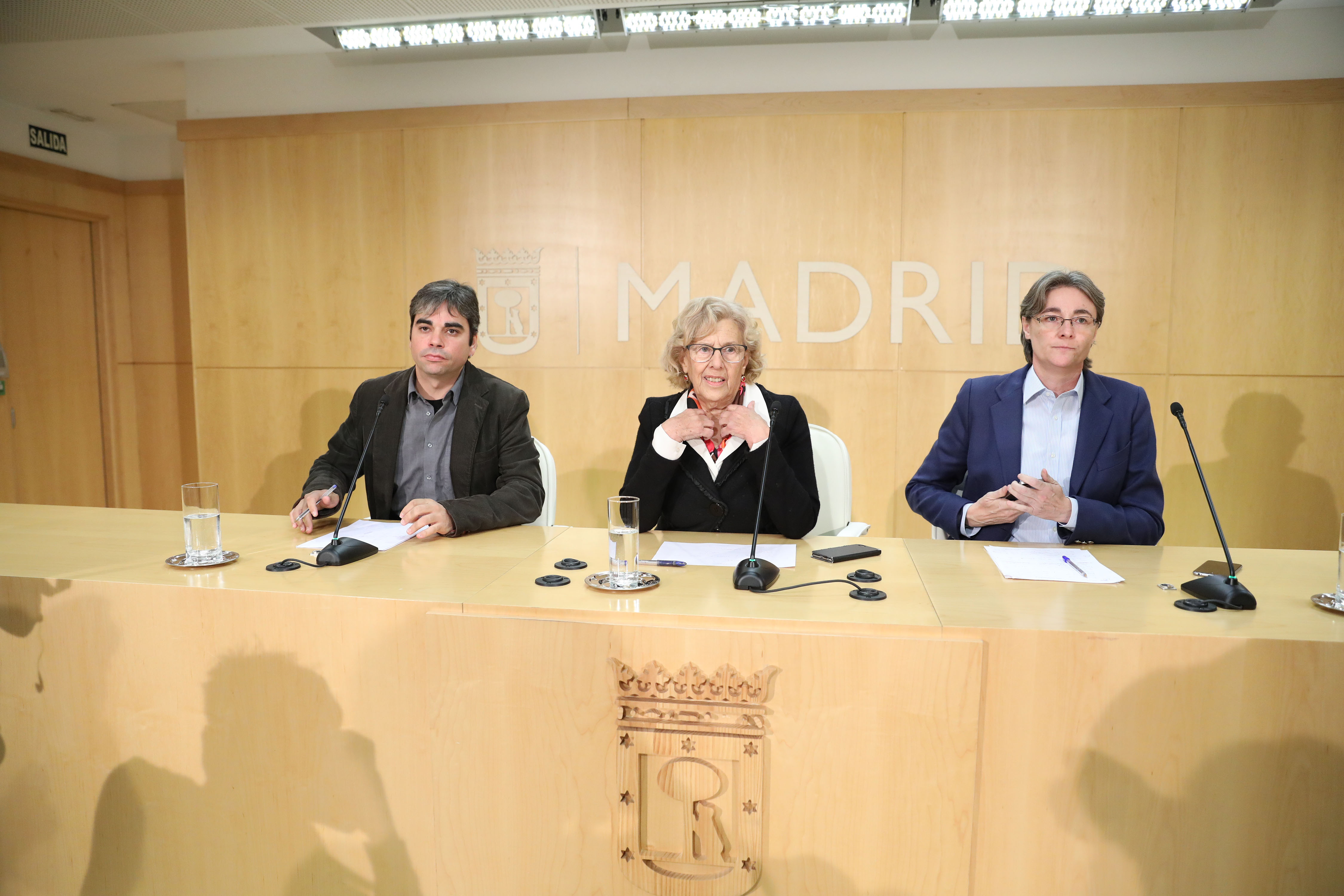 Carmena, Higueras, y García Castaño en la rueda de prensa para explicar los cambios en el equipo de gobierno municipal