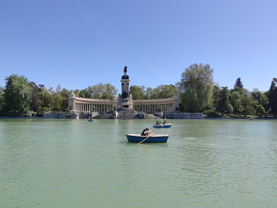 Las barcas de El Retiro y Casa de Campo se podrán reservar a través de la  aplicación 'Madrid Móvil' - Ayuntamiento de Madrid