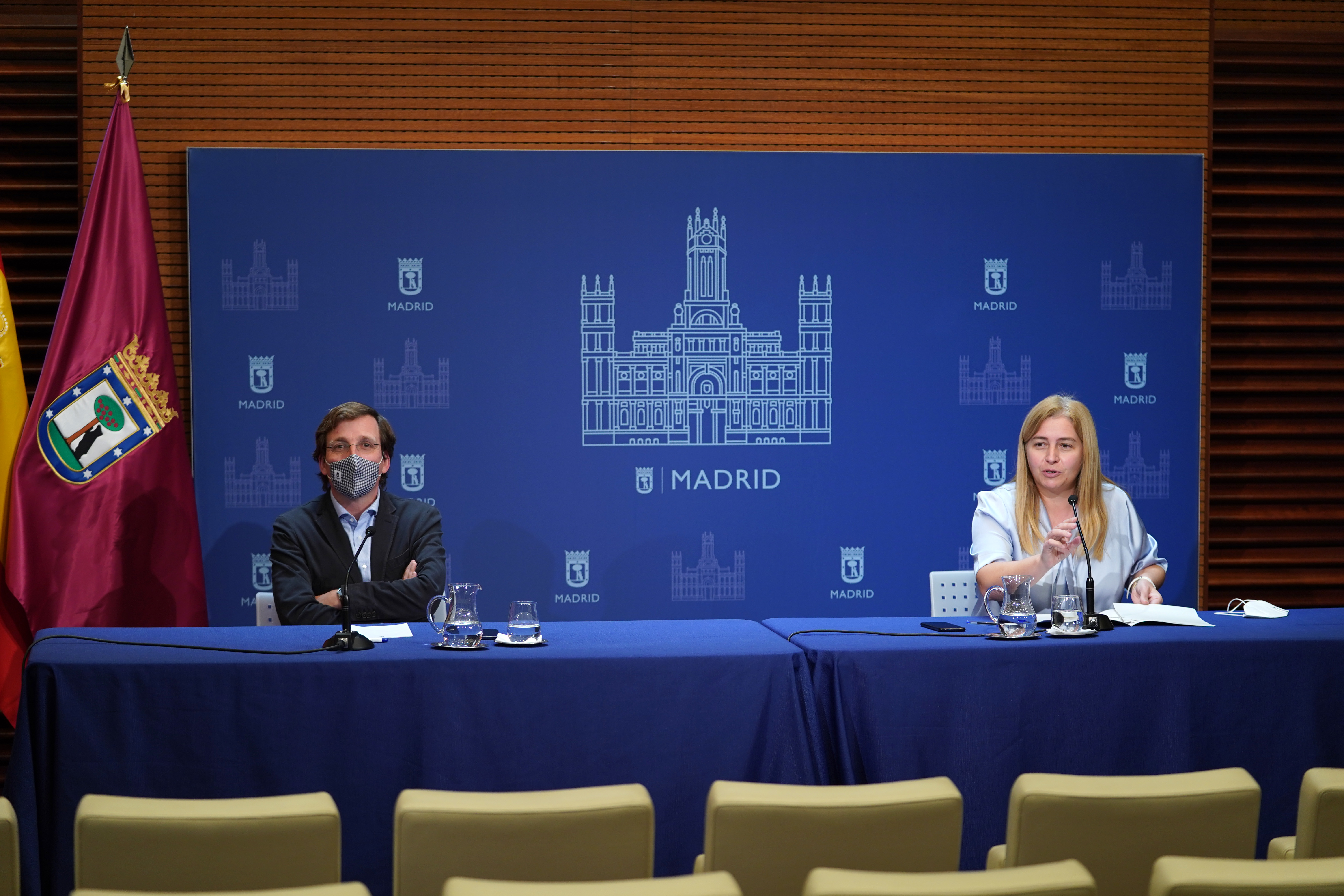Almeida y Sanz en la rueda de prensa posterior a la Junta de Gobierno
