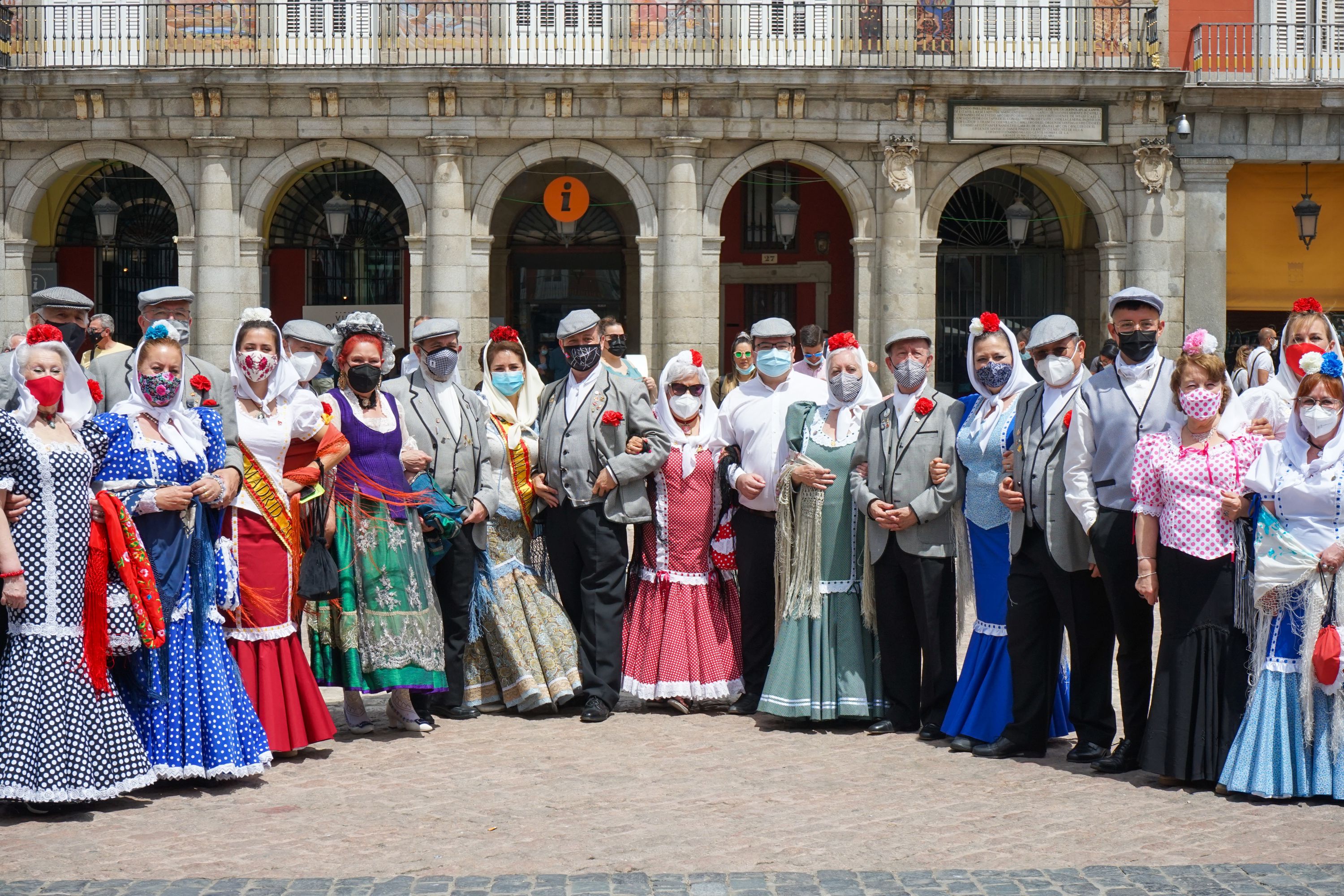 Guerrero pavo Porque El Villa', conciertos, espectáculos familiares y folklore regional, en el  segundo día de San Isidro - Ayuntamiento de Madrid