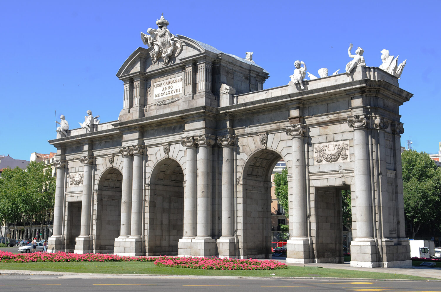 Excremento lengua Proscrito El Ayuntamiento evalúa el estado de conservación de la Puerta de Alcalá -  Ayuntamiento de Madrid