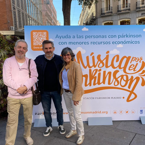 Aniorte en el IX festival ‘Música por el párkinson’ en la plaza de Callao