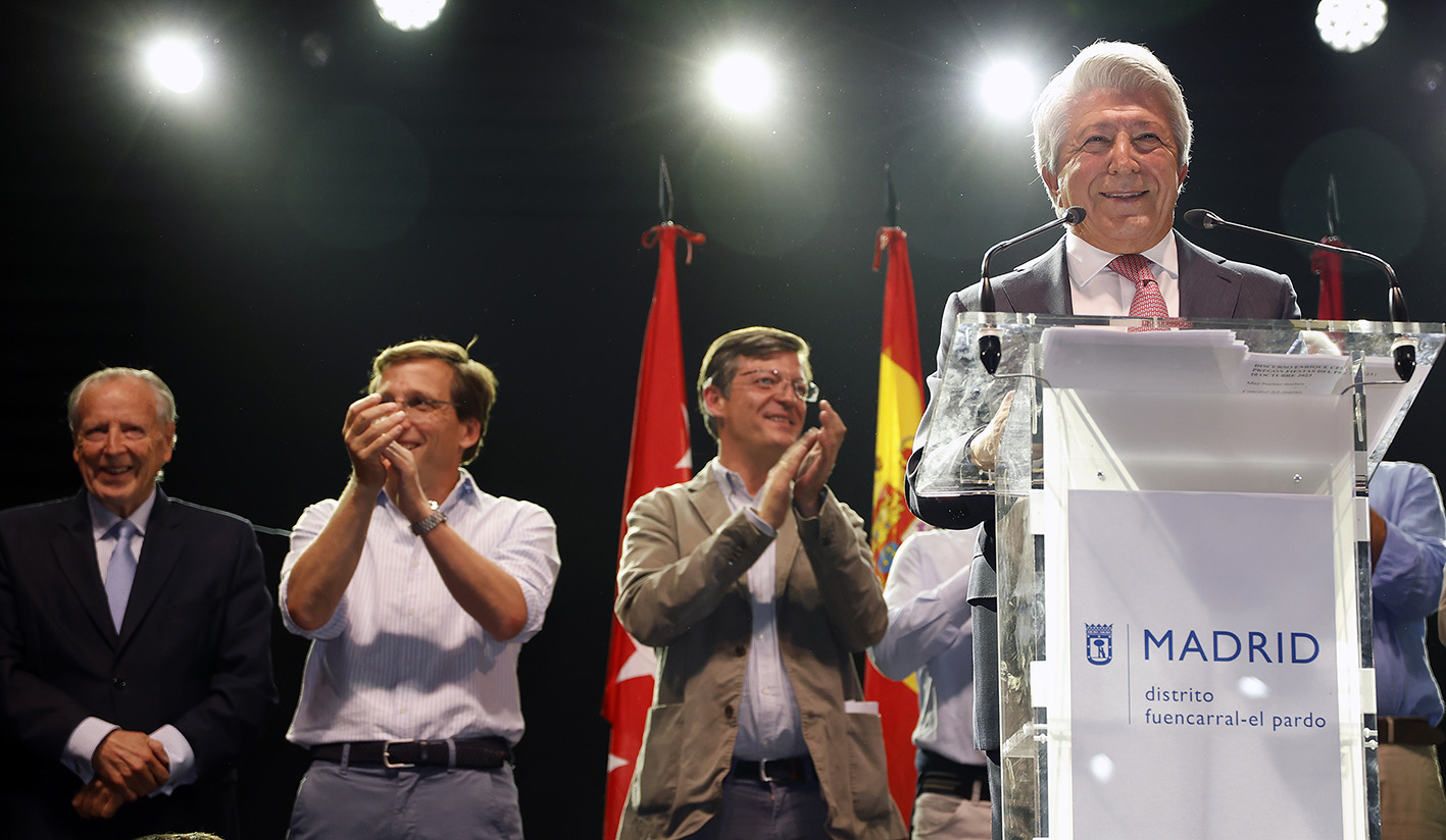 Preg&oacute;n Barrio del Pilar, Enrique Cerezo