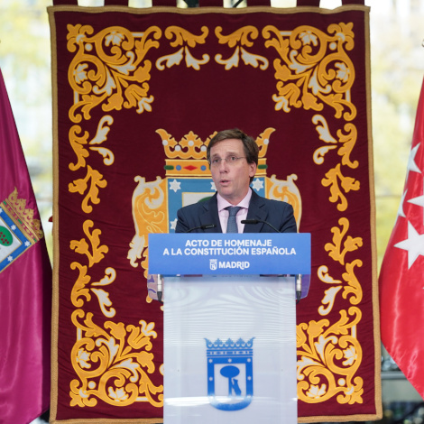 El Ayuntamiento conmemora el 47º aniversario de la Constitución española 