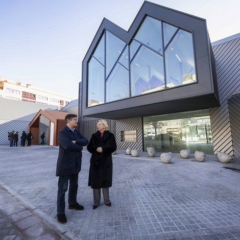 El Ayuntamiento finaliza las obras de construcci&oacute;n del nuevo centro cultural con biblioteca de Montecarmelo