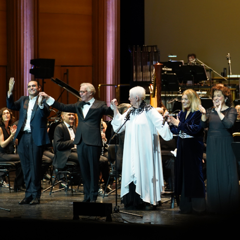 Rivera de la Cruz asiste al Concierto ben&eacute;fico de Reyes protagonizado por Mocedades y la Banda Sinf&oacute;nica Municipal