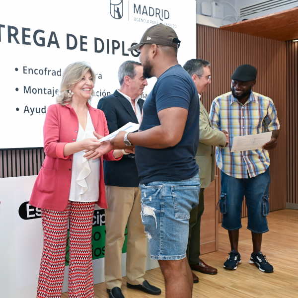 M&aacute;s de la mitad de los 857 alumnos que han completado su formaci&oacute;n en las tres escuelas municipales ha encontrado empleo