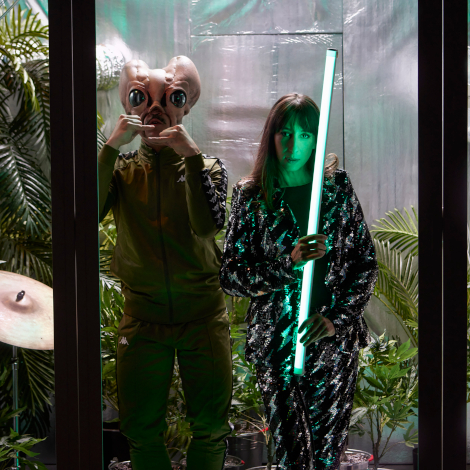 Imagen promocional de la obra 'Vendr&aacute;n los alien&iacute;genas y tendr&aacute;n tus ojos', de Mar&iacute;a Velasco. &copy;Jes&uacute;s Ugalde
