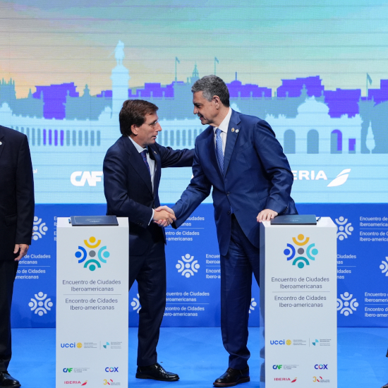 Madrid se une a la voz de las ciudades con la firma de la ‘Declaración Iberoamericana de Alcaldes y Alcaldesas’