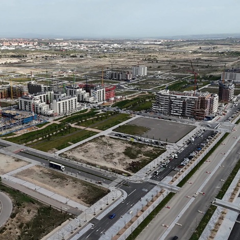 El Ayuntamiento impulsa las primeras promociones de vivienda libre de alquiler asequible con opci&oacute;n a compra en Los Berrocales