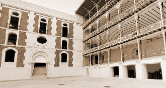 Front&oacute;n Beti Jai cartoteca